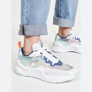 Puma Rise Sneakers